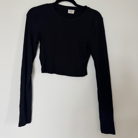 Cropped Longsleeve - Picture 1 of 1